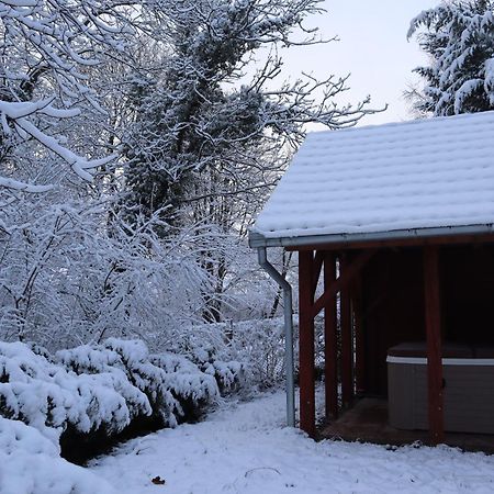 Madarles Vendeghaz Villa Abaliget Eksteriør billede